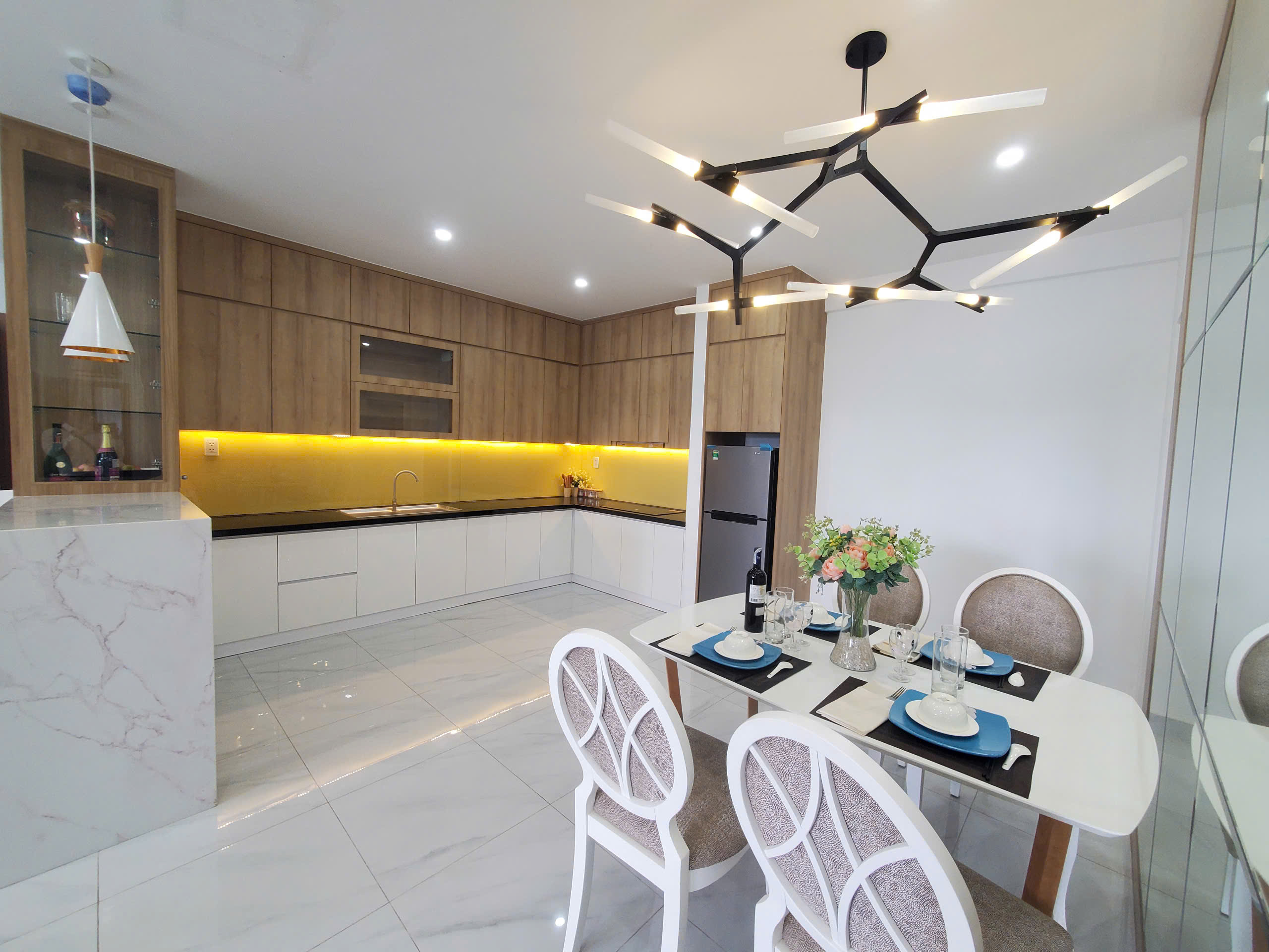 hinh-anh-nha-mau-conic-boulevard-1